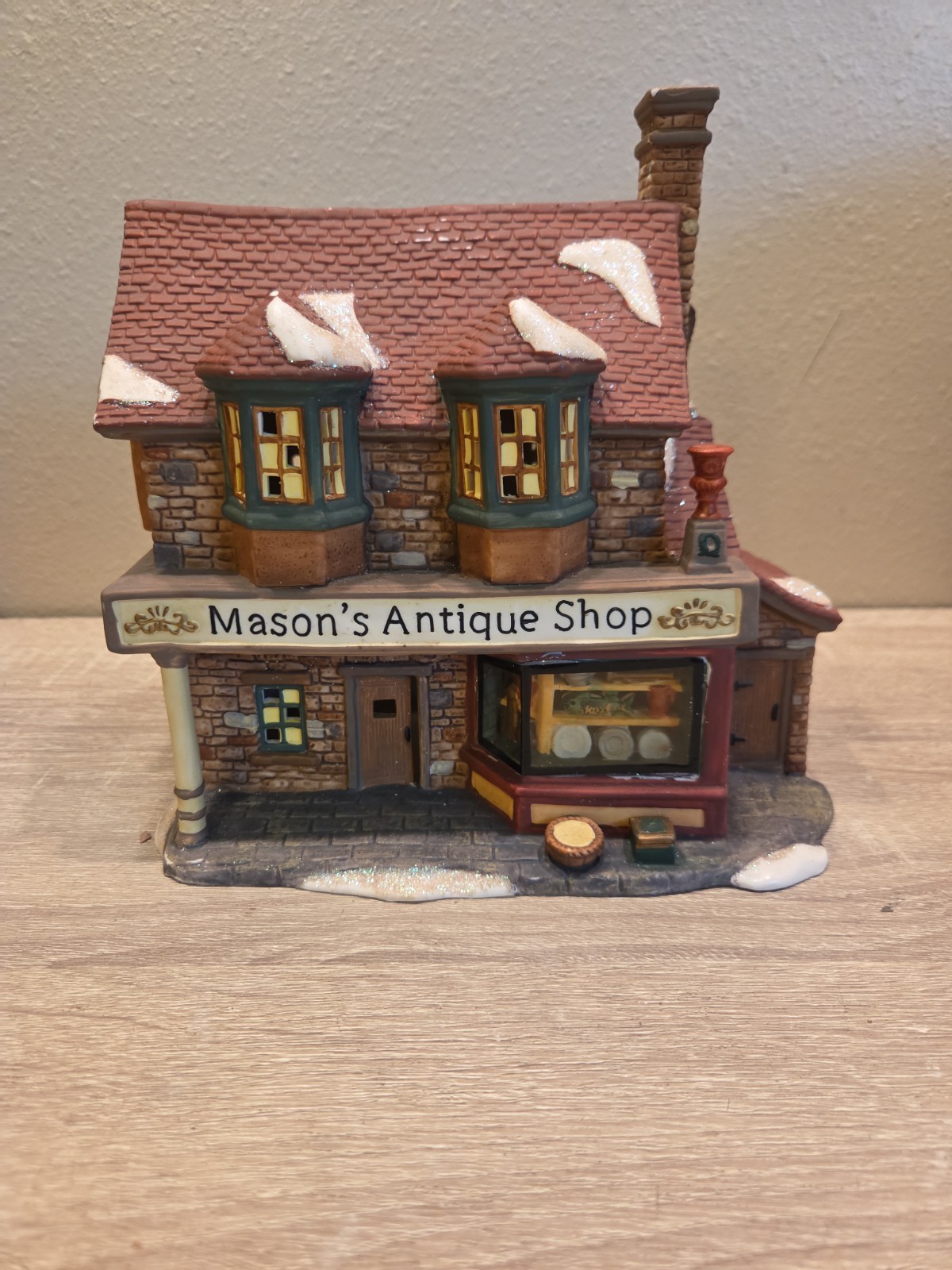 Holiday Time 2004 Village Collectibles Mason’s Antique Shop Christmas Village