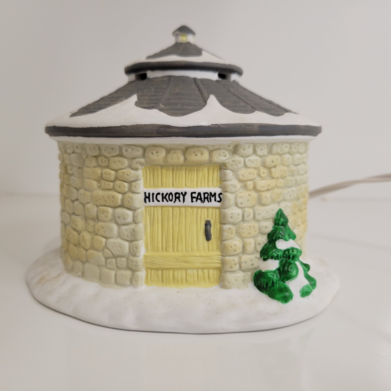 Hickory Farms Lighted Porcelain Christmas Village Kurt S. Adler Spring House