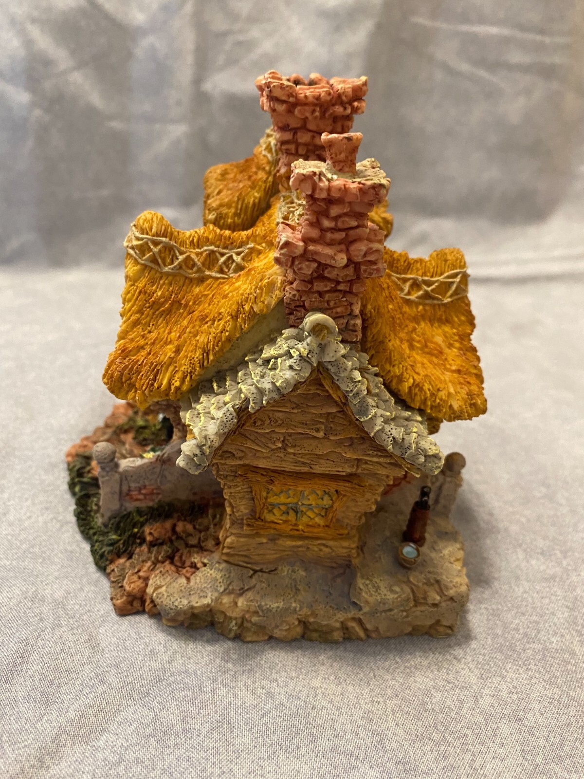 Boyds Bearly Built Town Village #2 Bailys Cozy Cottage