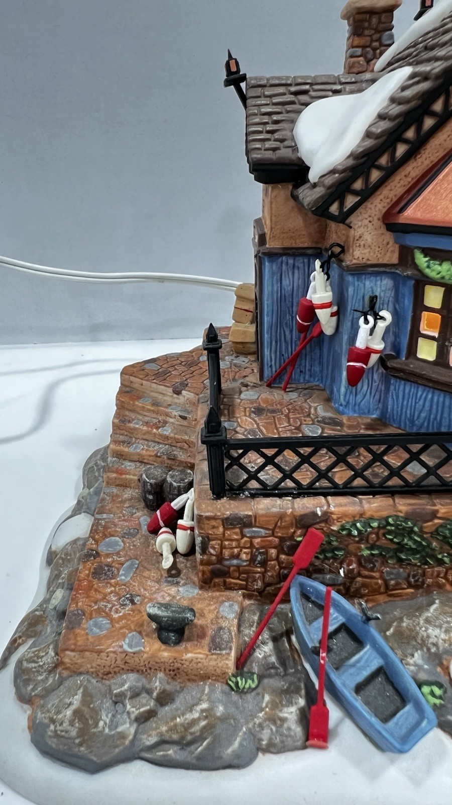 Dept 56 Dickens Village “Lynton Point Tower” 58315 Retired 1998 Excellent !