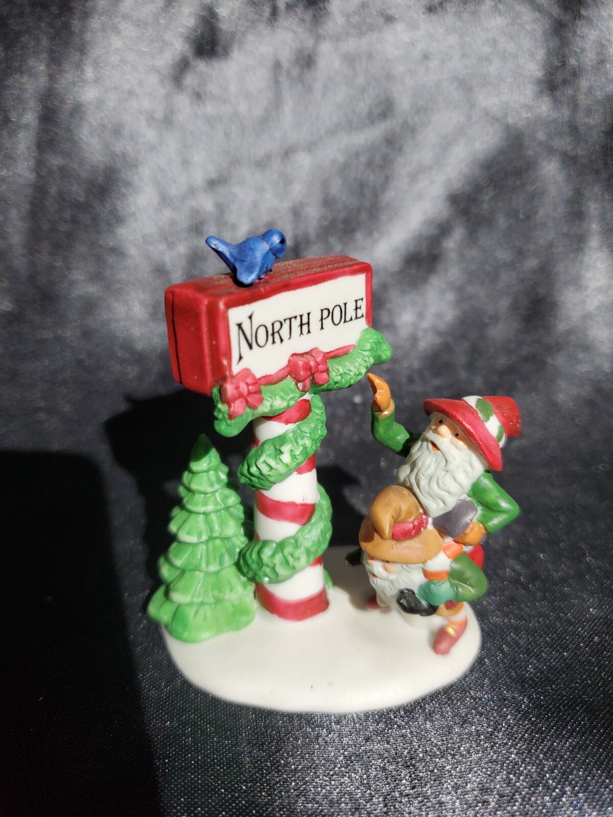 Dept 56 Heritage Village Trimming the North Pole #5608-1