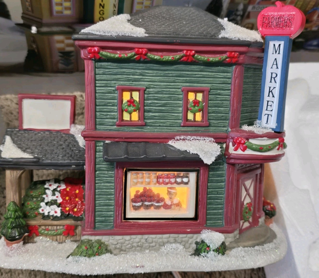 St. Nicholas Square Christmas Village Farmer’s Market 2015 Illuminated In BOX!!