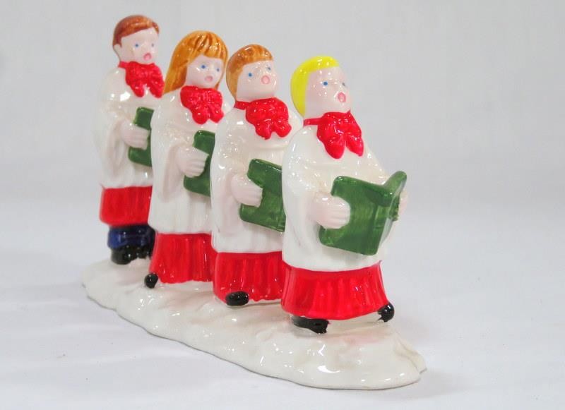 Dept 56 Village – Outdoor Nativity Scene 51357 + Choir Kids 51470 + Picket Fence