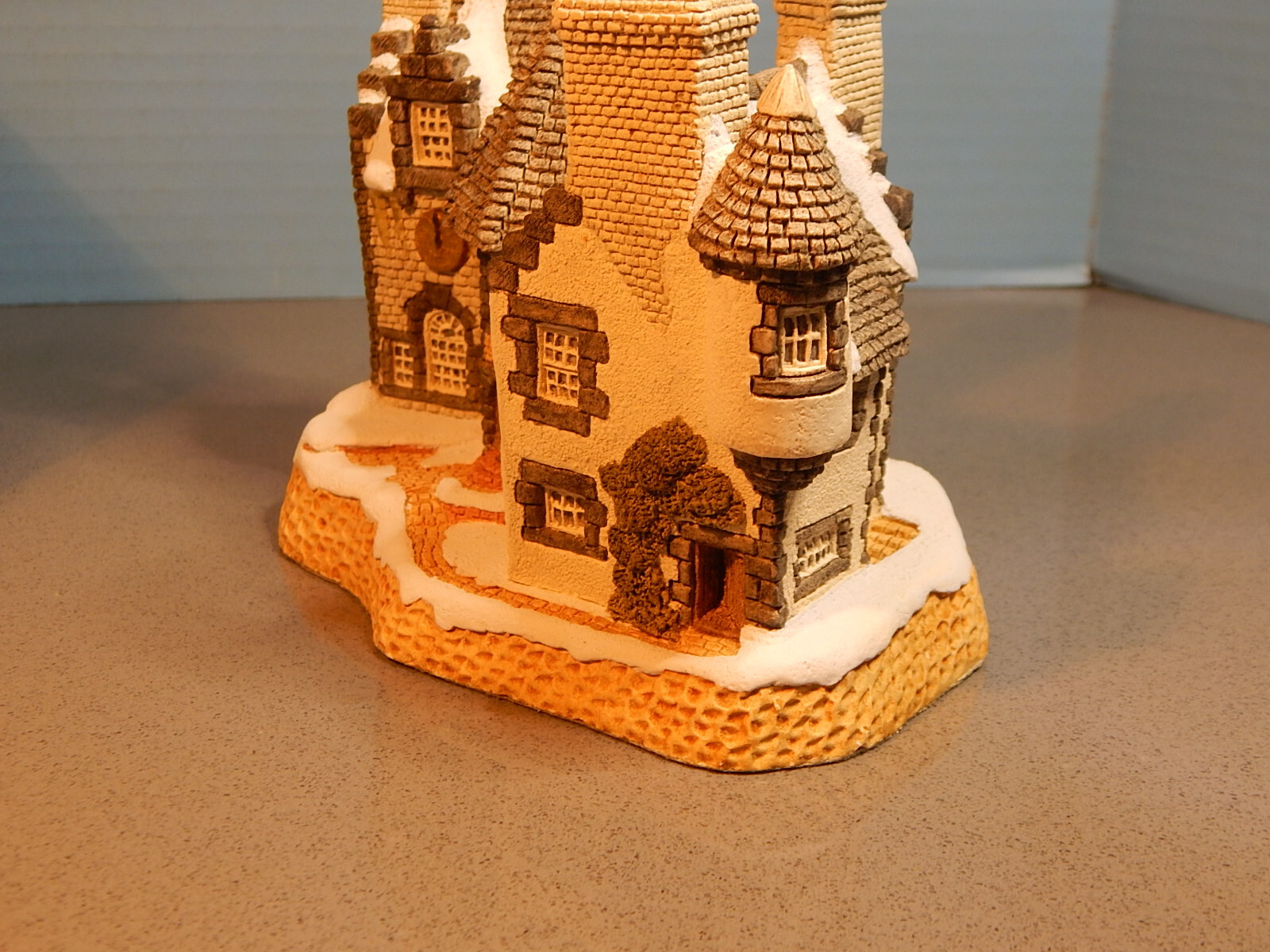 Christmas In Scotland & Hogmanay 1988 David Winter Castle Retired Orig Box COA