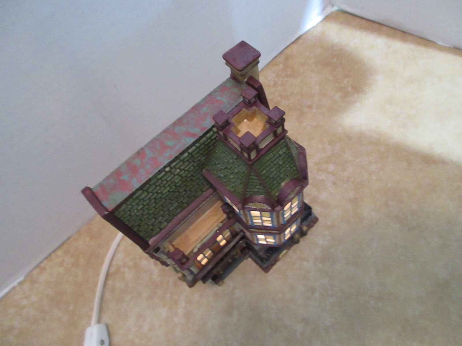 Dept. 56 Dickens 2004 Scotland Yard Station Excellent- London Police No Sleeve