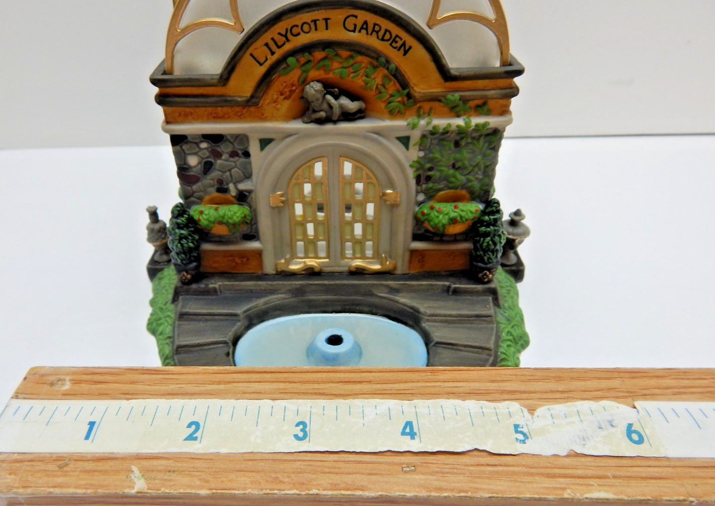 Dept 56 Dickens Village Lilycott Garden Conservatory #58447 w/Bx Missing Flower