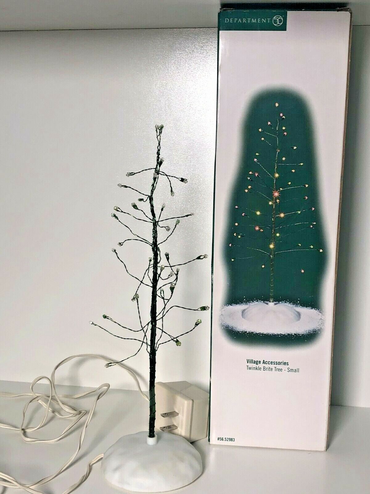 2001 Dept 56 Small Twinkle Brite Tree 11″ Christmas Village Accessory In Box