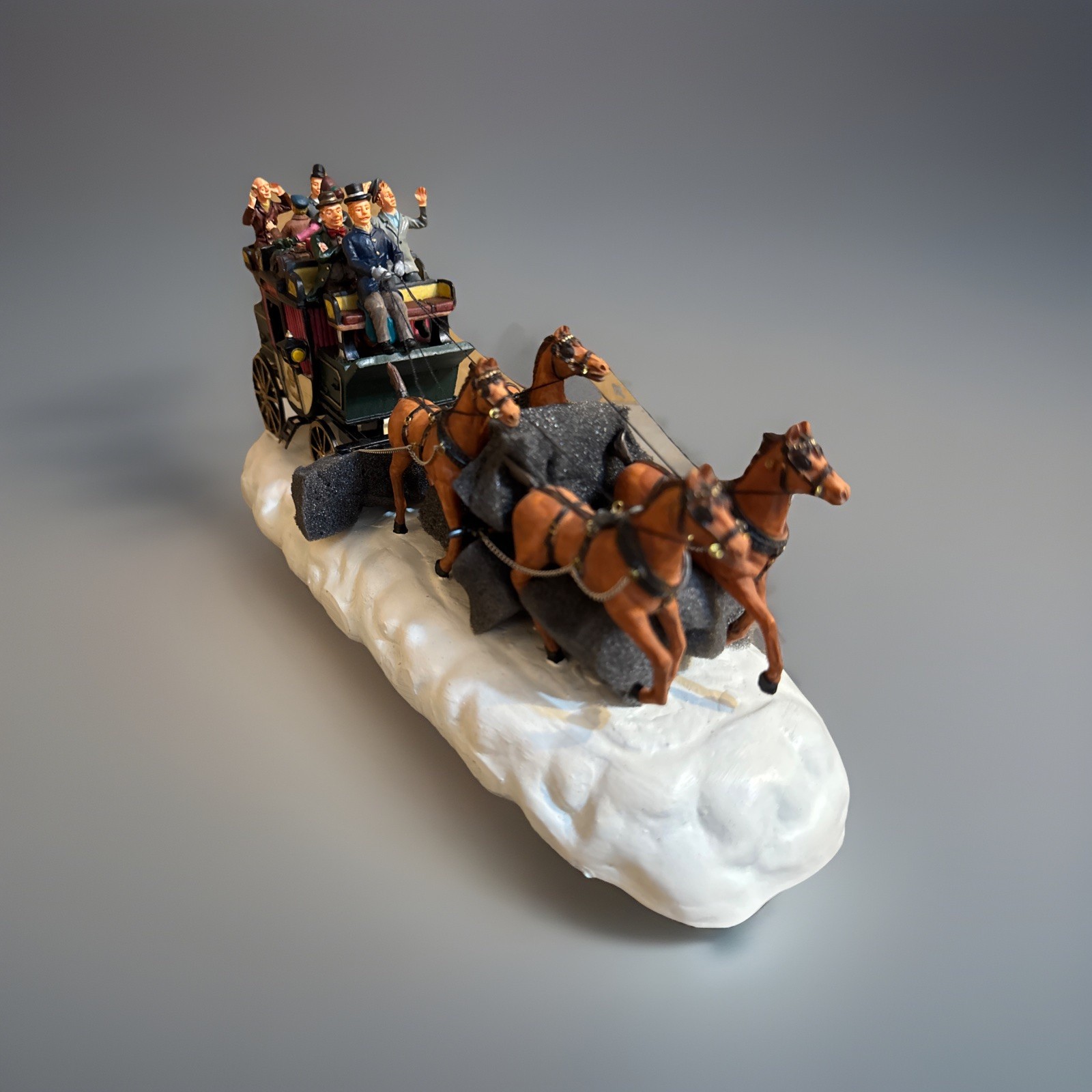 Lemax Merry Musical Stage Coach Village Collection Horse Drawn Carriage Figurine