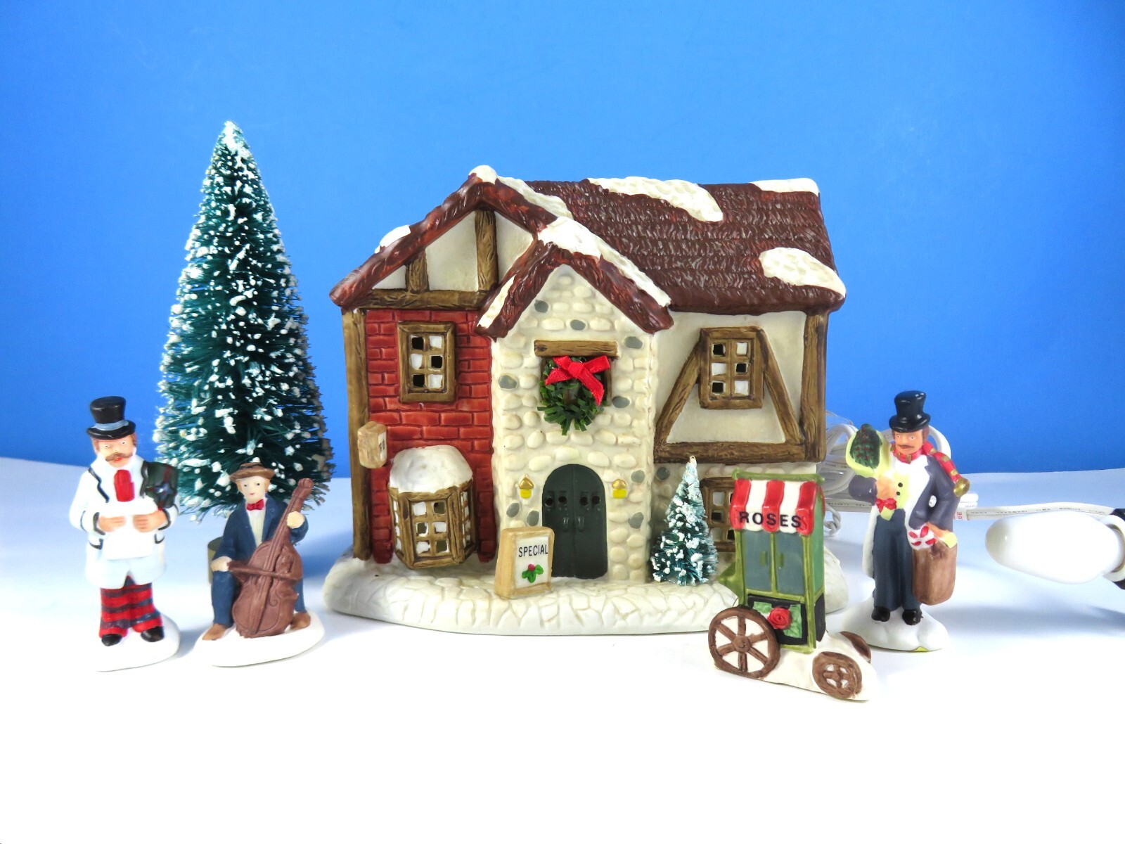 Season Specialties Lighted Christmas Village Building 7 Piece Lot 1992 Heritage