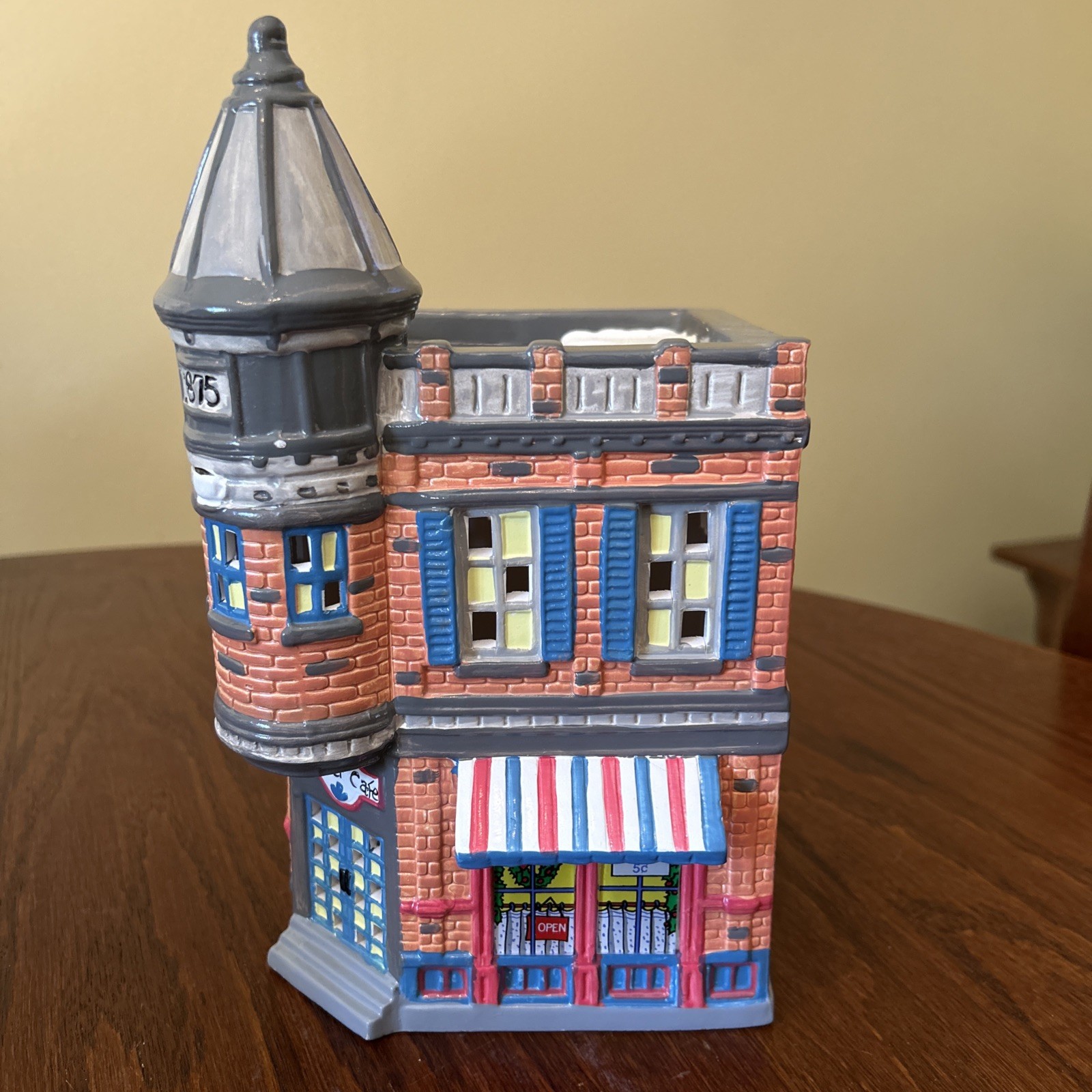 Dept. 56 Snow Village “CORNER CAFE”#5124-1 Orig Box, Tag, & Light Cord