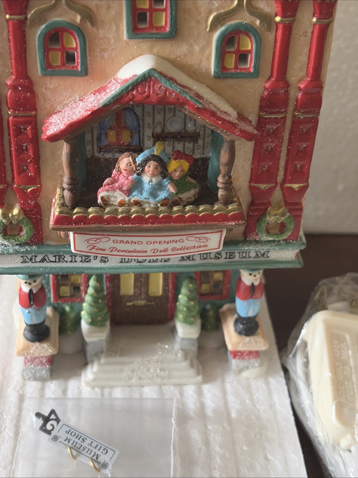 Dept 56 North Pole Series Marie’s Doll Museum Retired 1995 Perfect Condition !