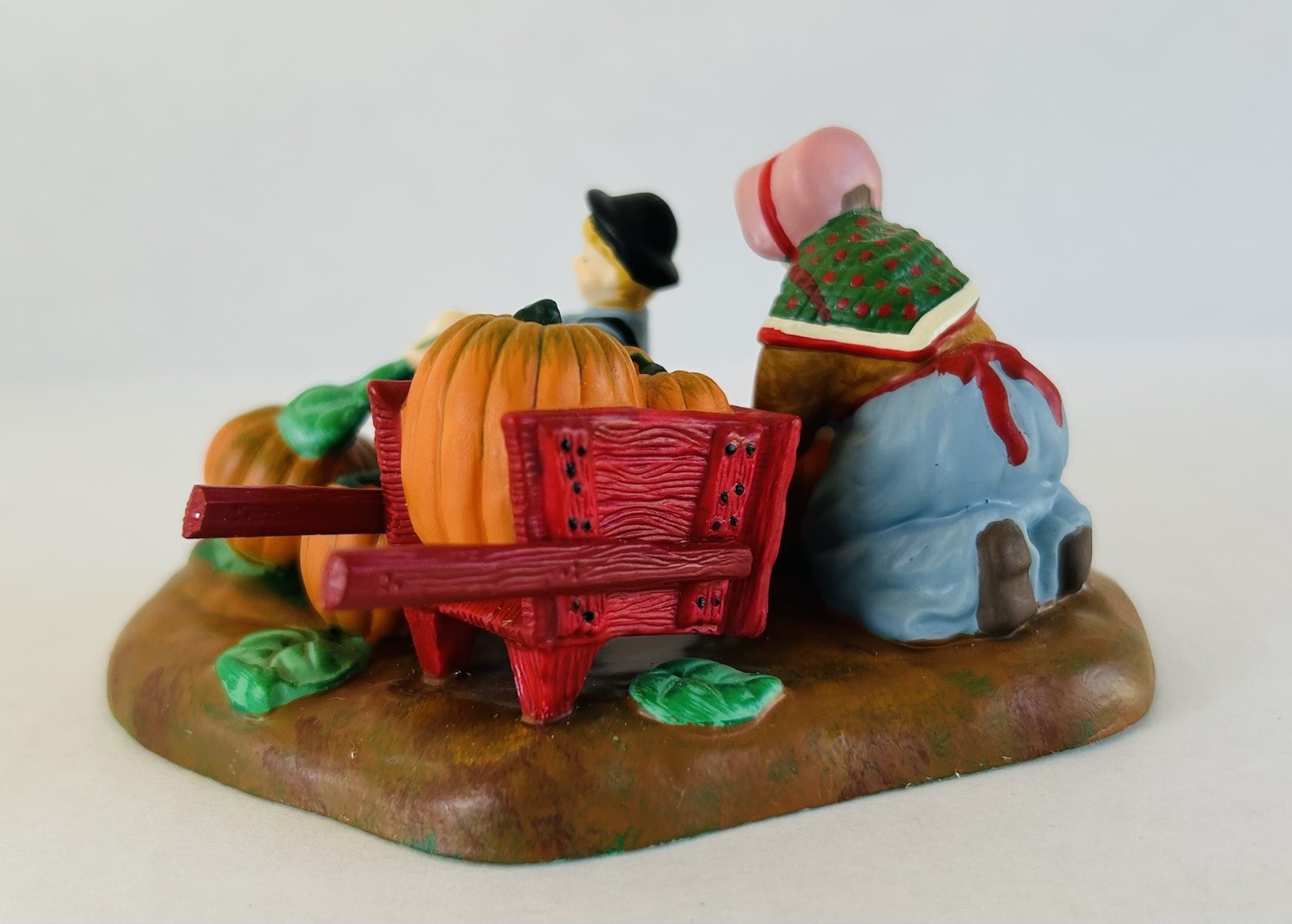 Dept 56 Christmas New England Village It’s Almost Thanksgiving #56639