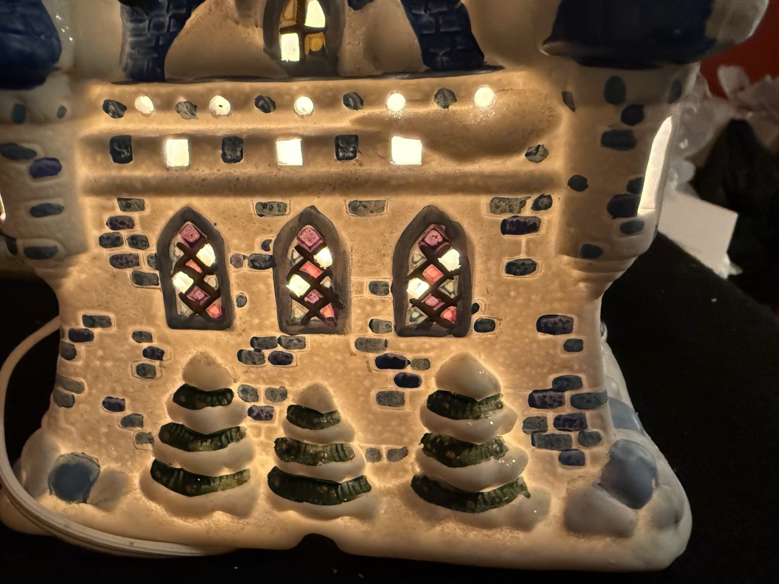 Disney Princess Christmas Village Cinderella Castle Light Up 2005 Brass Key