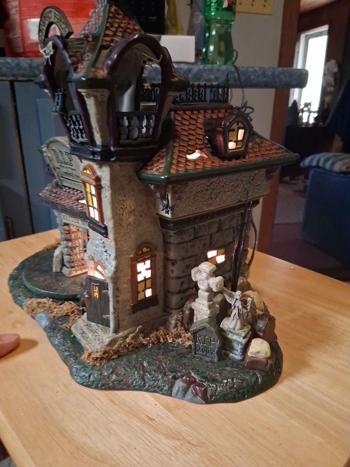 Vintage Dept 56 Snow Village Halloween Rest In Peace Tombstones Haunted. Nice