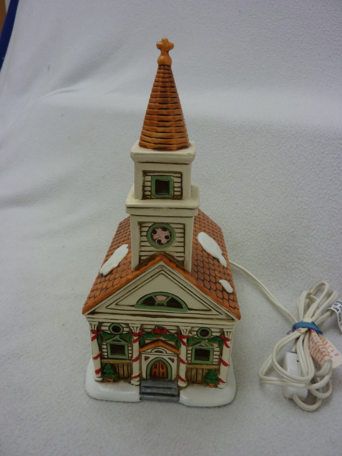 VINTAGE 1989 GEO Z LEFTON COLONIAL VILLAGE CHURCH 07334 BYRON WOOD CHRISTMAS
