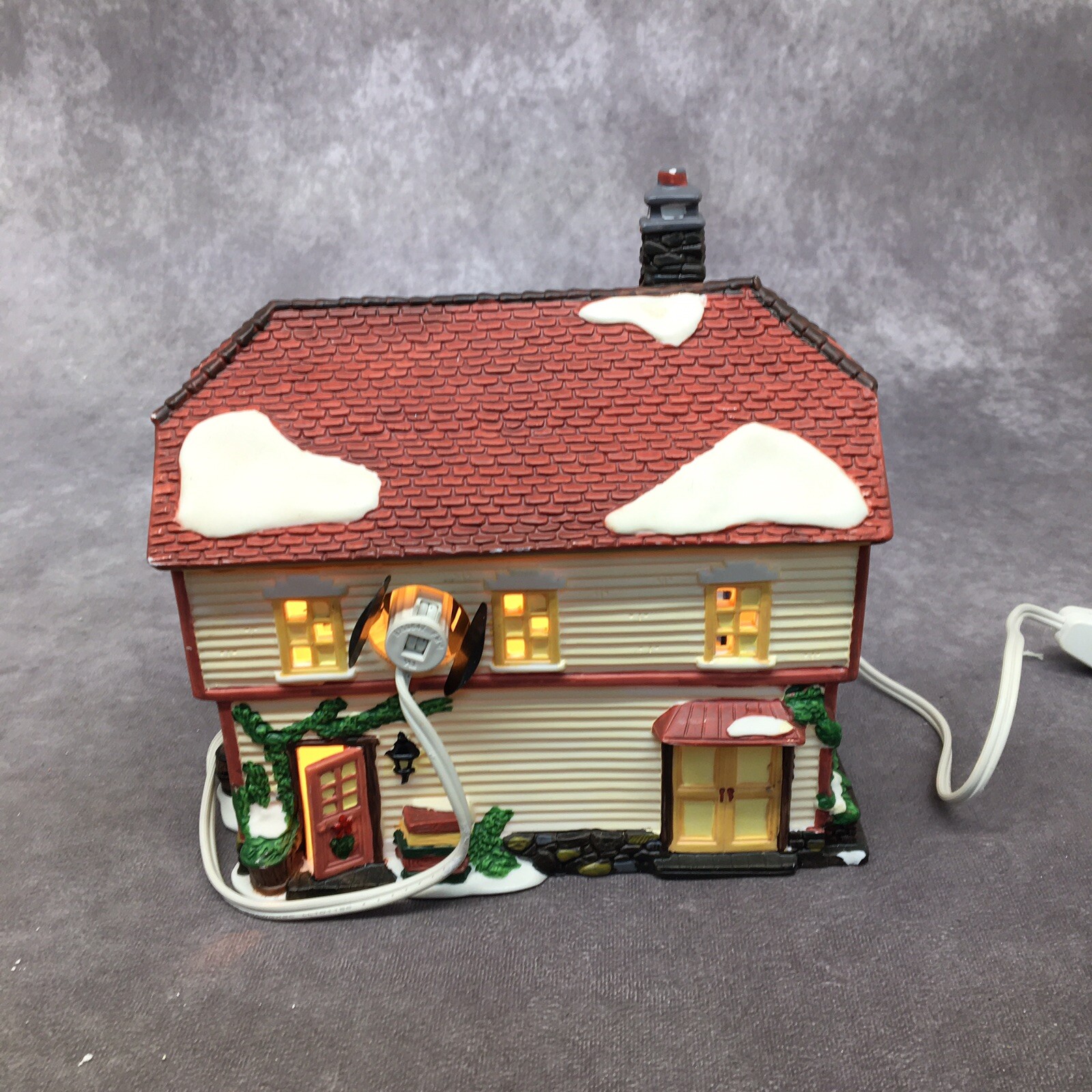 Holiday Time Walton’s 5&10 Collectors Edition Lighted House -Read Description