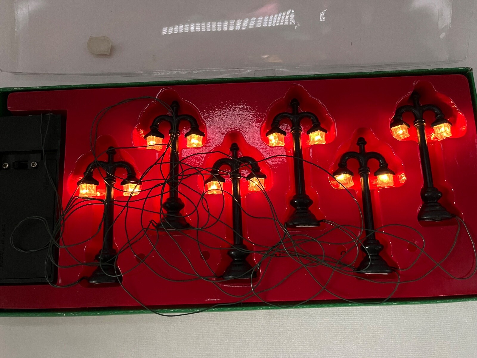 Lefton AC/DC Operated Miniature Lighted Lamp Posts 1 Set of 6 1989 Vintage
