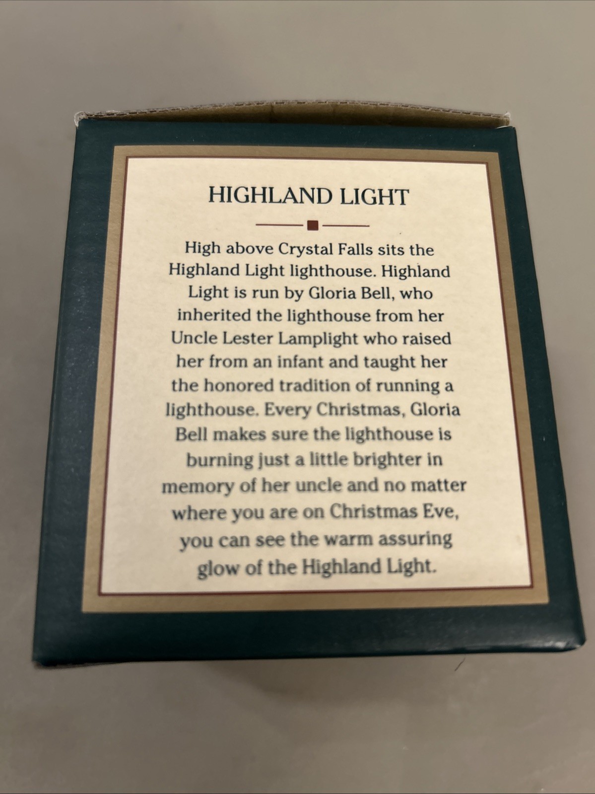 Crystal Falls Village Collectibles Highland Light Figurine Christmas Decor 1996