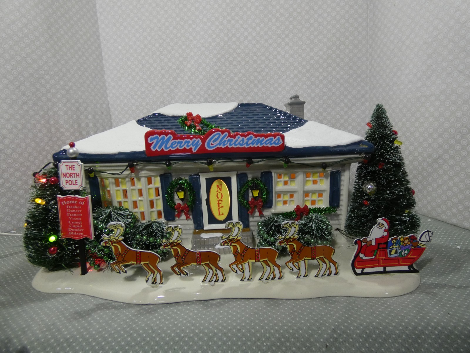 Department 56 “The Season’s Greetings House” #4025315 – Snow Village – Rare!