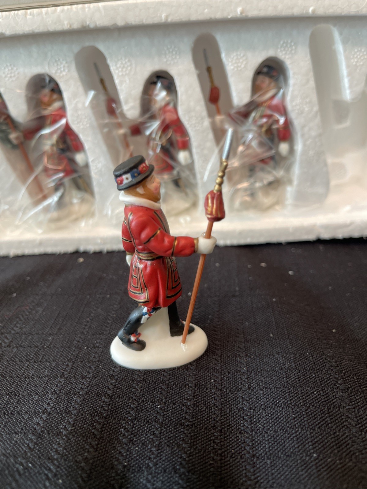 Dept 56 Heritage Village “Yeomen of the Guard” Set of 5 #58397 Retired Yeoman