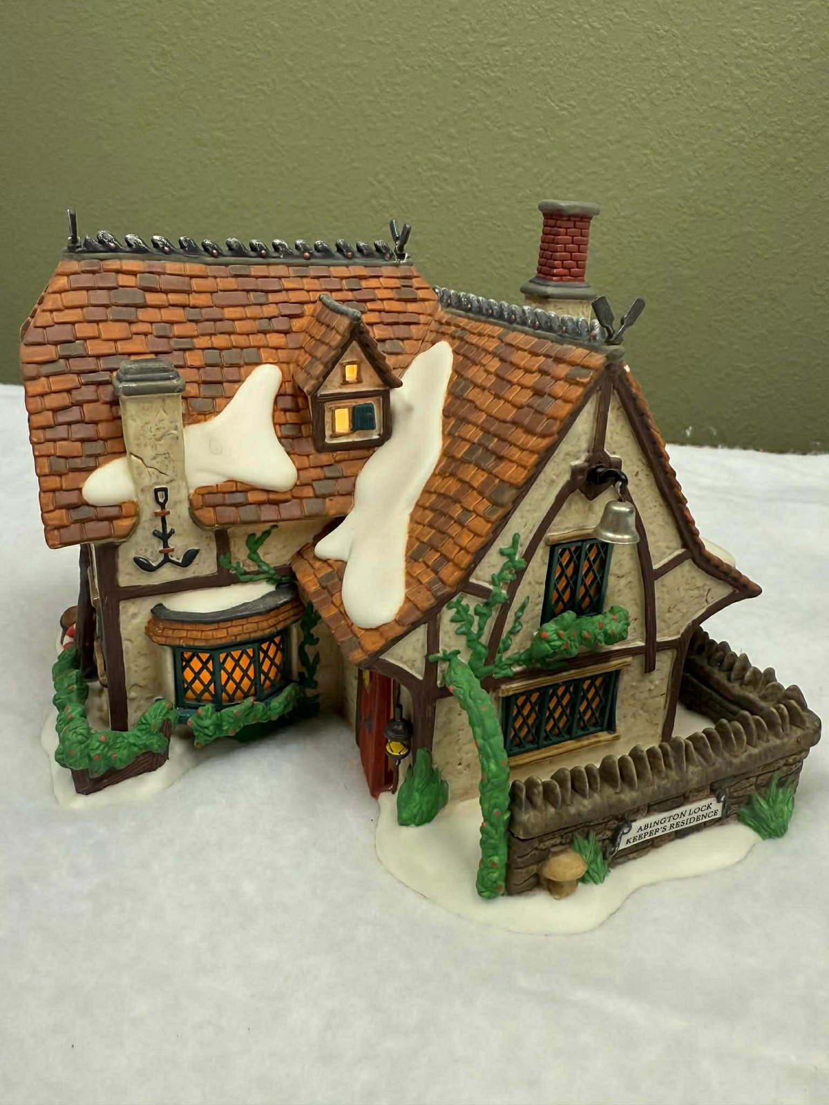 Department 56 Abington Lock Keeper’s Residence Lighted Village Collectible House
