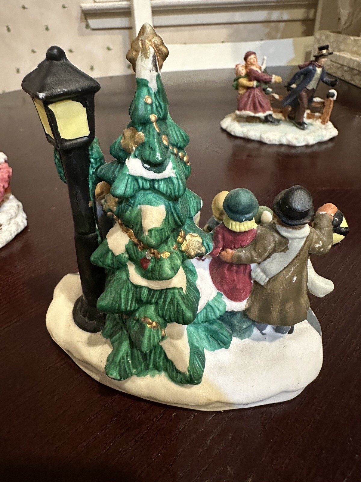 Mervyns ? Unbranded Christmas Village- 2.5 To 4 Inches Tall Lot Of 3