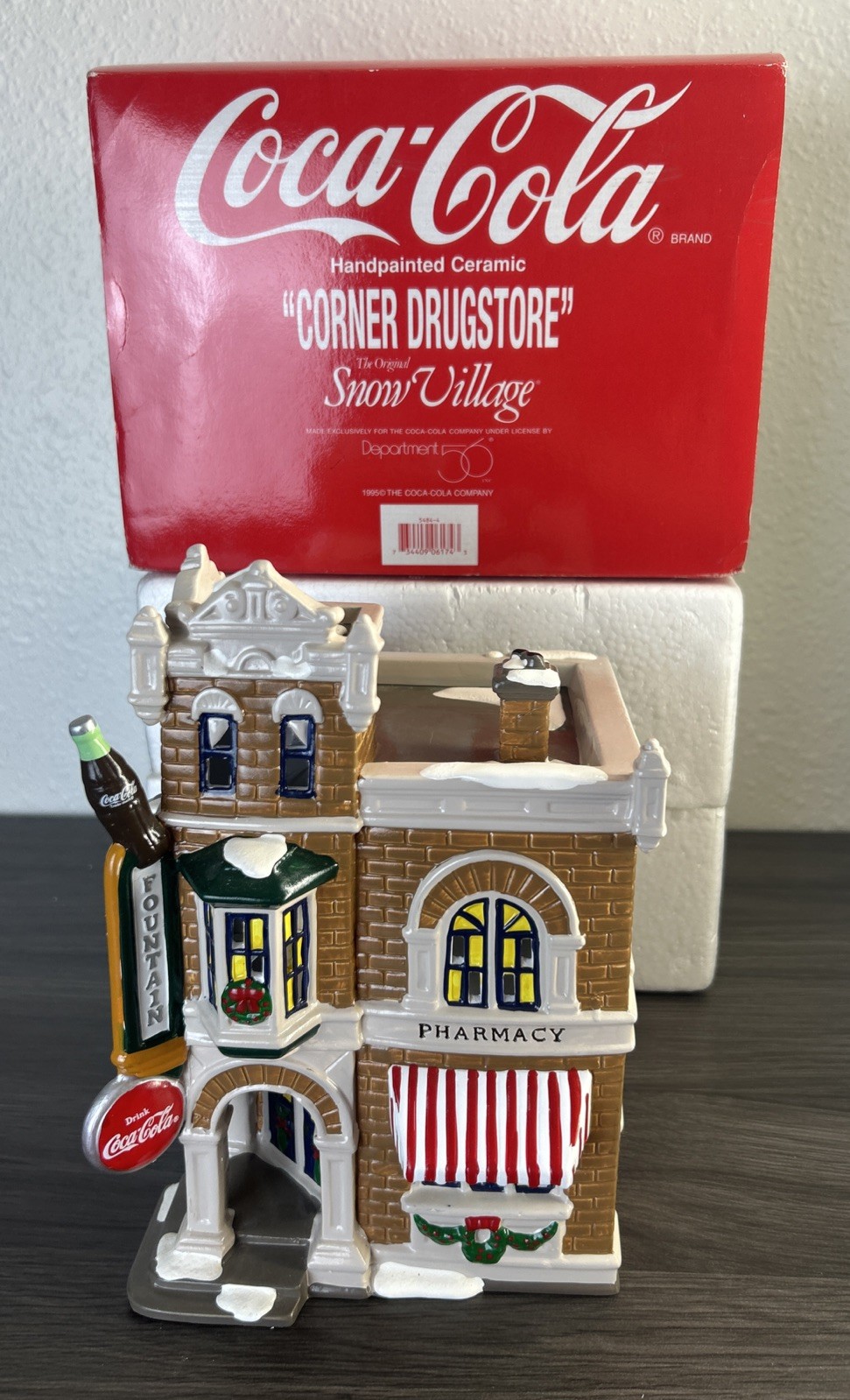 Department 56 Original Snow Village Coca-Cola Corner Drugstore No Light 1995
