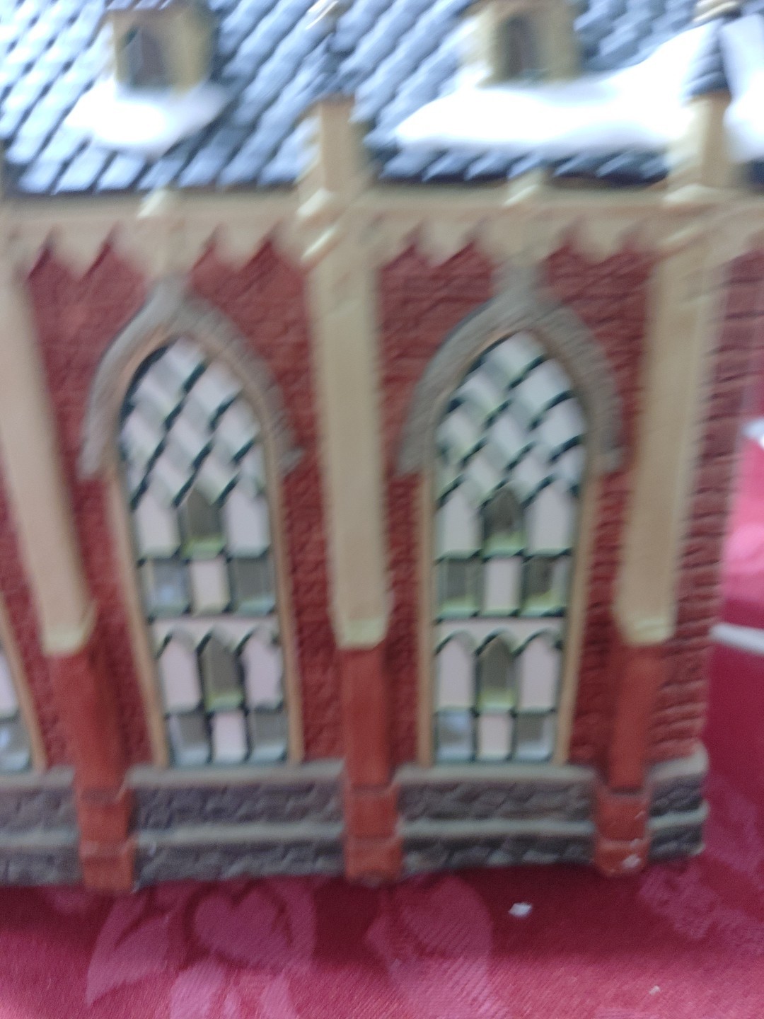 Heartland Valley Village 2000 Cathedral Church Limited Edition O’well W/light