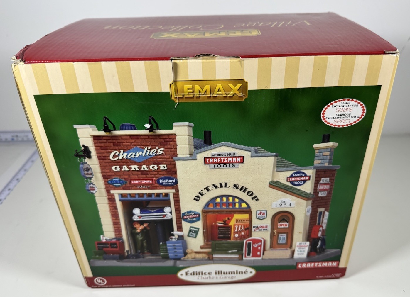 Lemax Craftsman Charlie’s Garage 15287 Christmas Village 2011 (SEARS EXCLUSIVE)