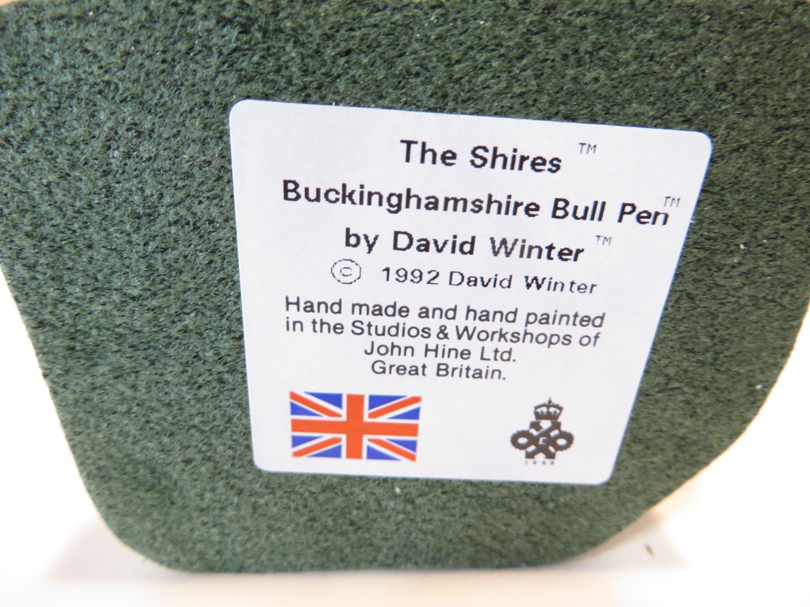LOT: 2 David Winter “Shire Donkey Shed” & “Shires Buckingham Bull Shed” w/COA’s