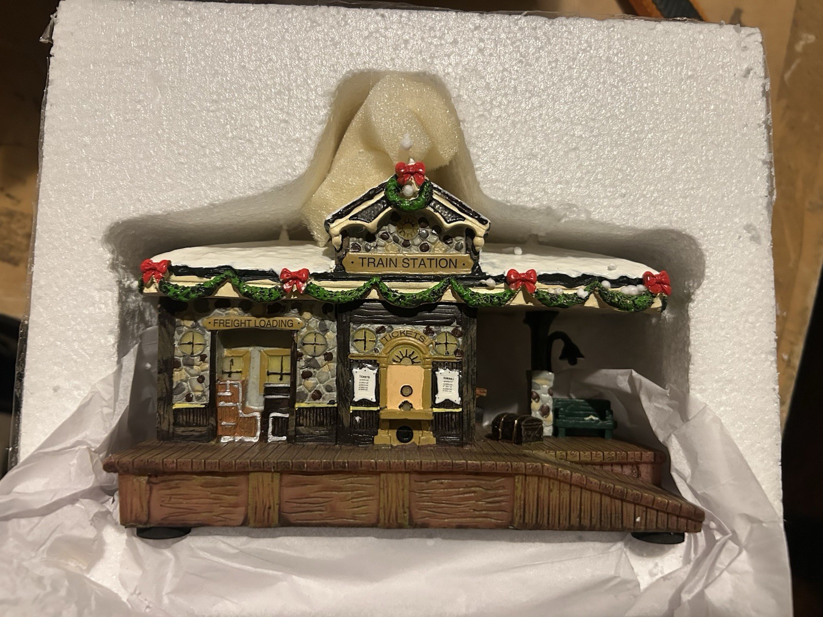 2006 Hawthorne Railroad Accessory VillageTrain Station Lights & Sounds Unused