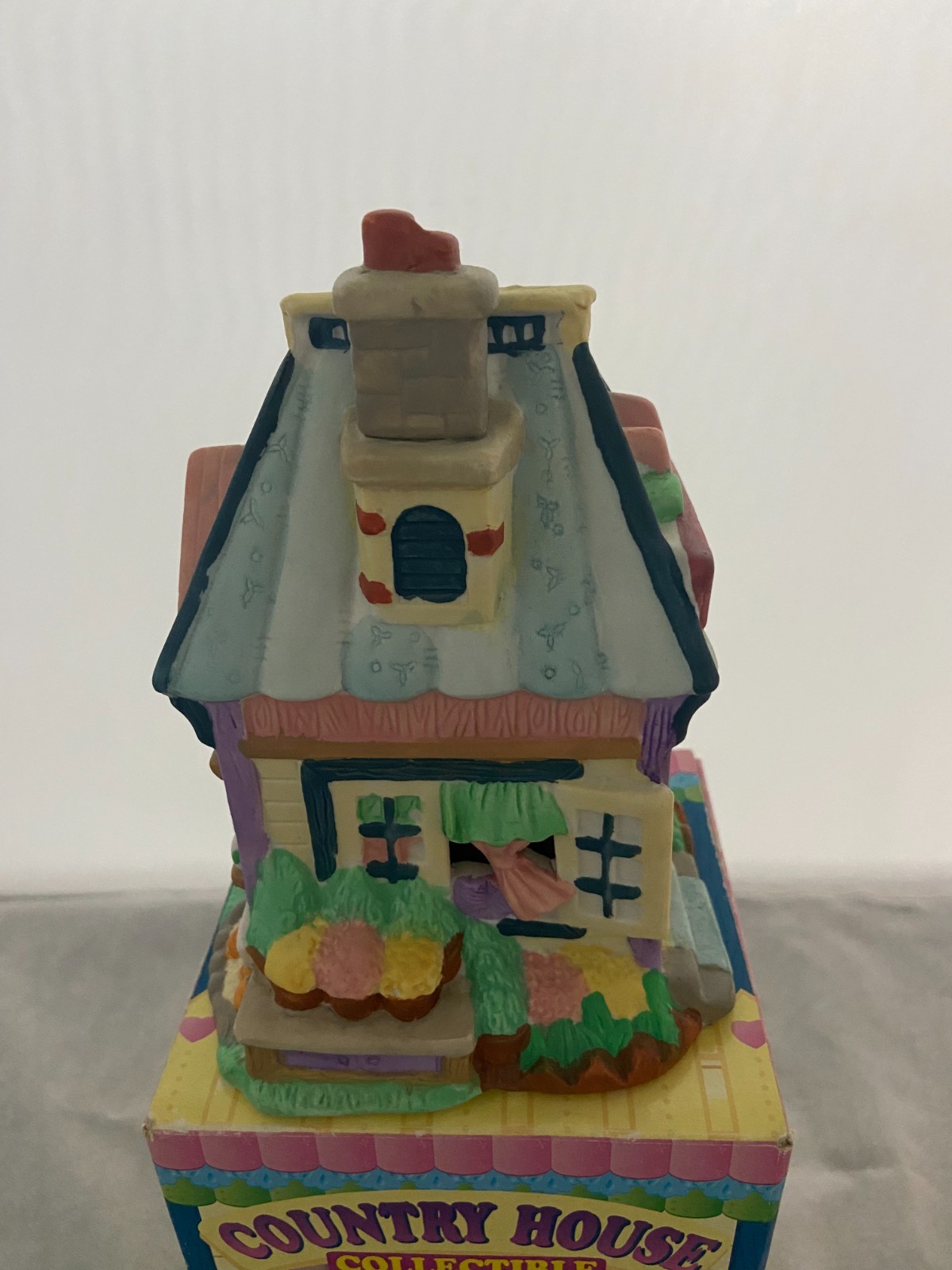 Vintage County House Porcelain Lighted House Knit Shoppe Original Box No Light