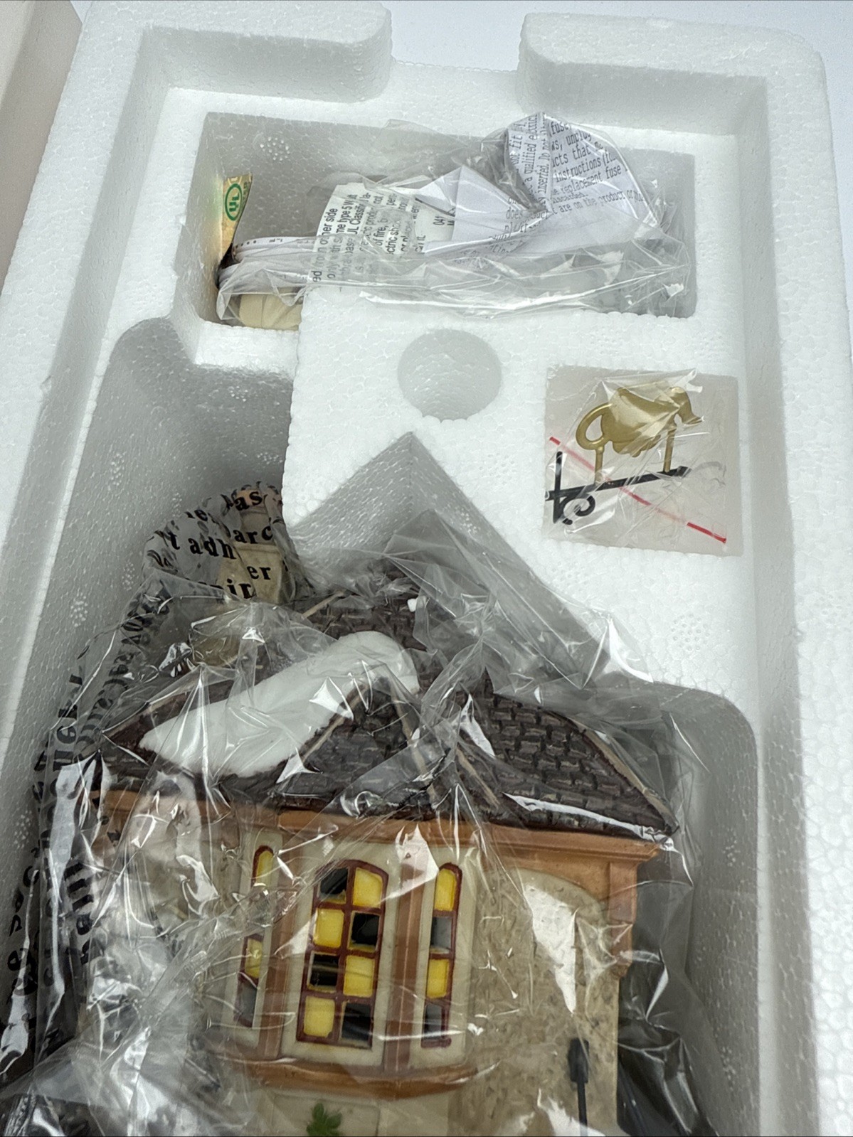 Department 56 Joseph Edward Tea Shoppe 4020183