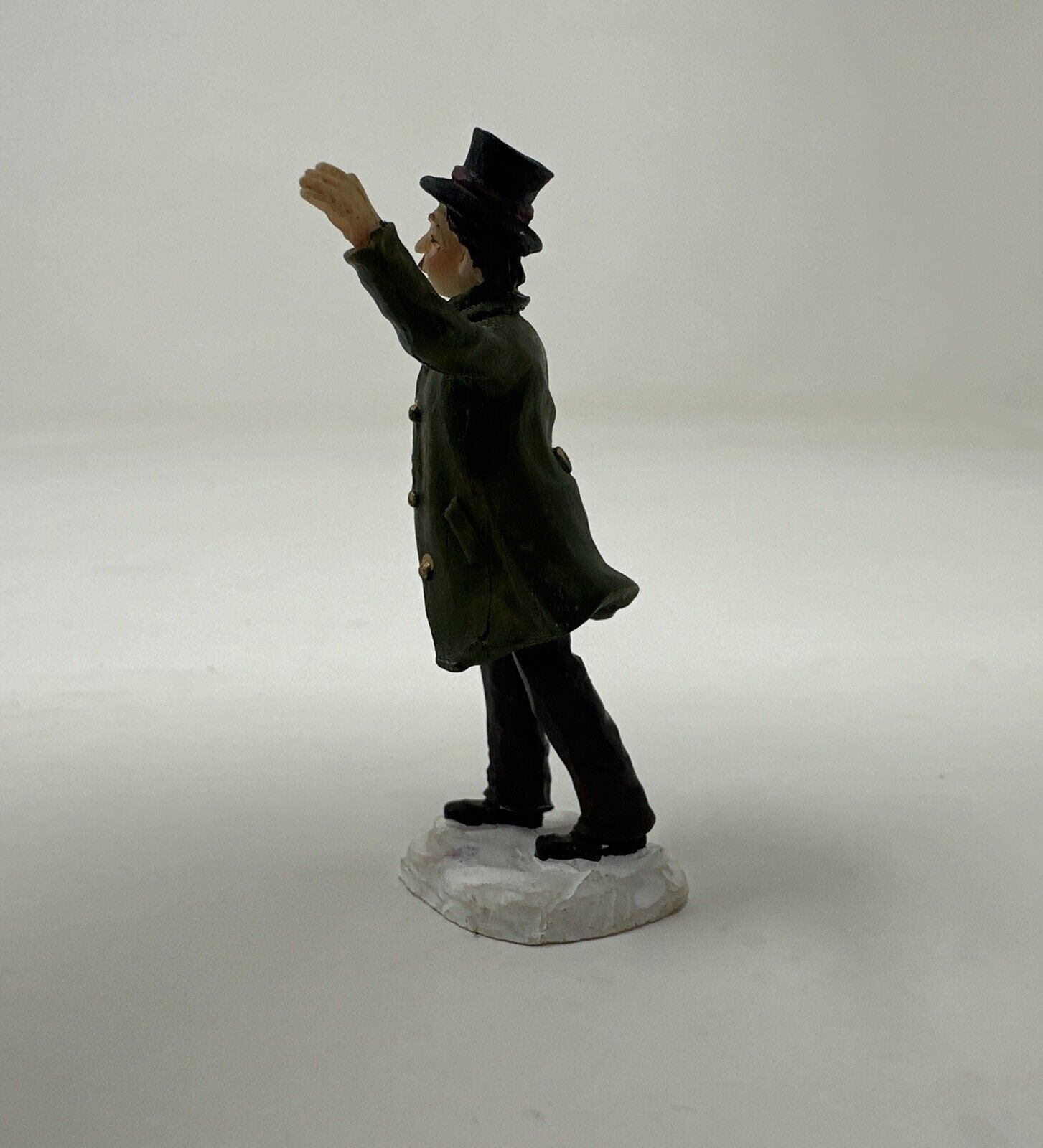 2003 Grandeur Noel Victorian Village WAVING MAN Figurine FOR REPLACEMENT 2.25″