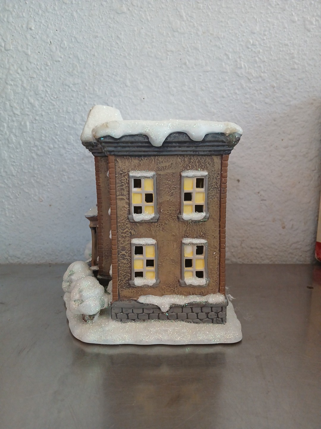It’s A Wonderful Life Lighted Village Bedford Falls City Hall Series II