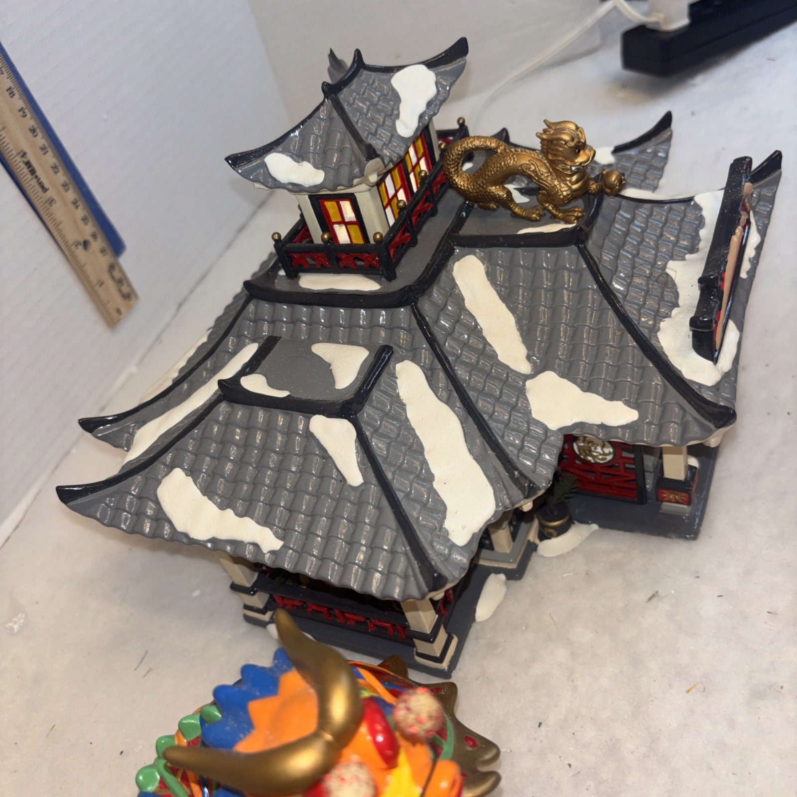 Department 56 Original Snow Village Lucky Dragon Restaurant 55011 W/extra