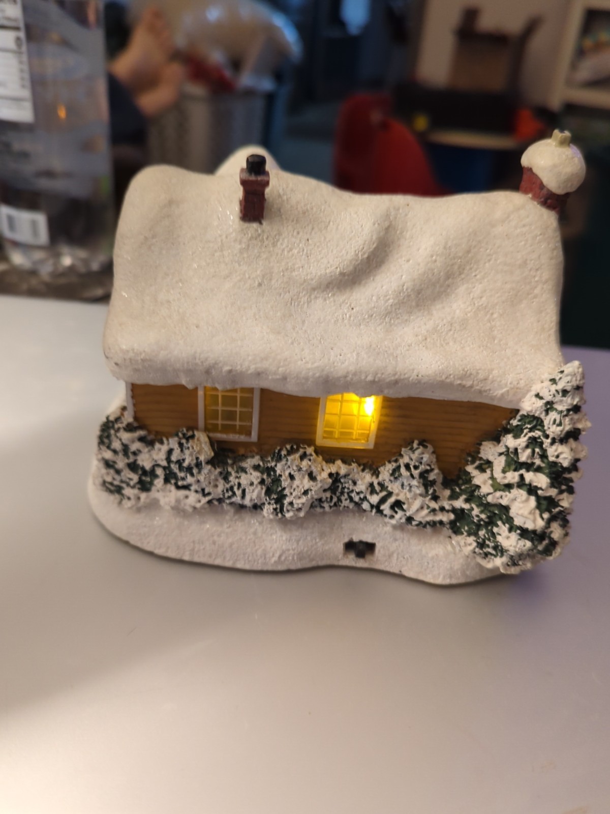 Teleflora Thomas Kinkade Childhood Home Light-Up Christmas House Flickering