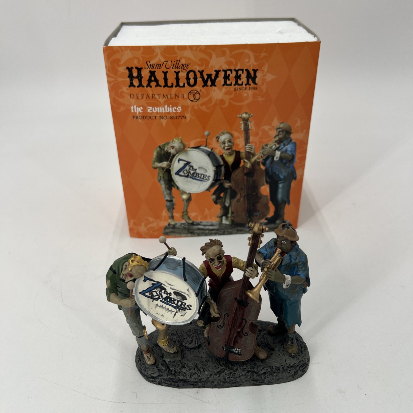 PV09462 Vintage 2010 Dept 56 Halloween Village #811779 THE ZOMBIES
