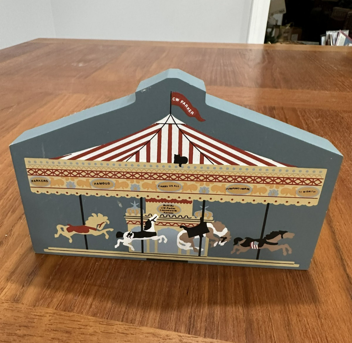 Rare 1994 Exclusive Cat’s Meow Village – C.W. Parker Carousel Leavenworth, KS