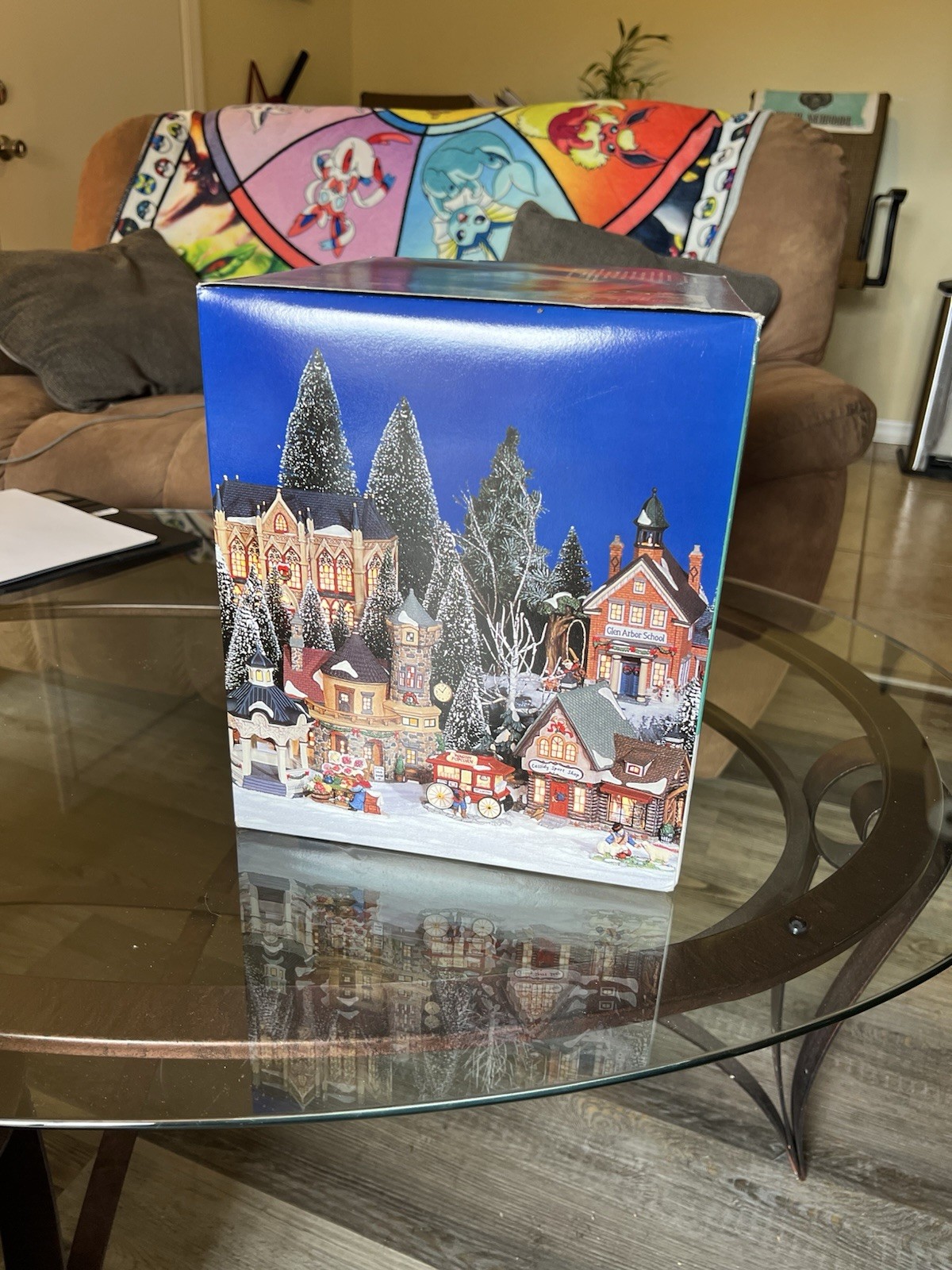 Heartland Valley Village: Glen Arbor School Deluxe Porcelain Lighted House