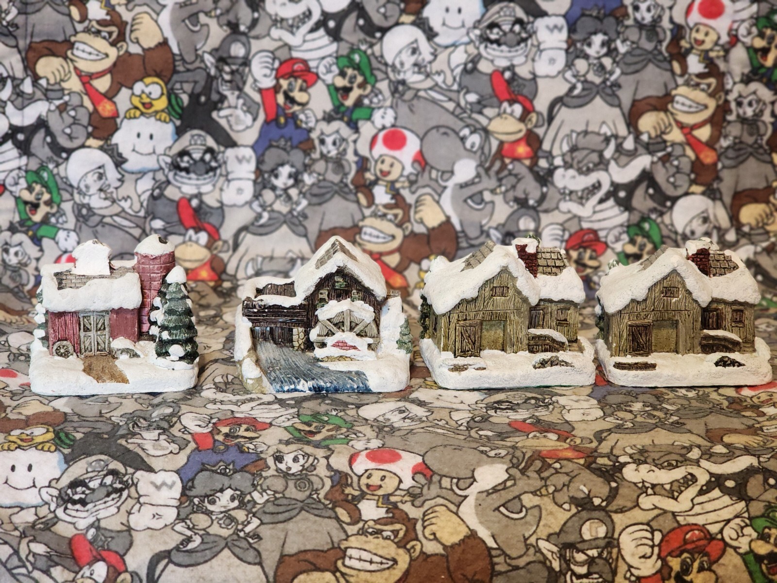 1989 RSVP American Rustic Series Painted Country Christmas Cottages Lot of 7