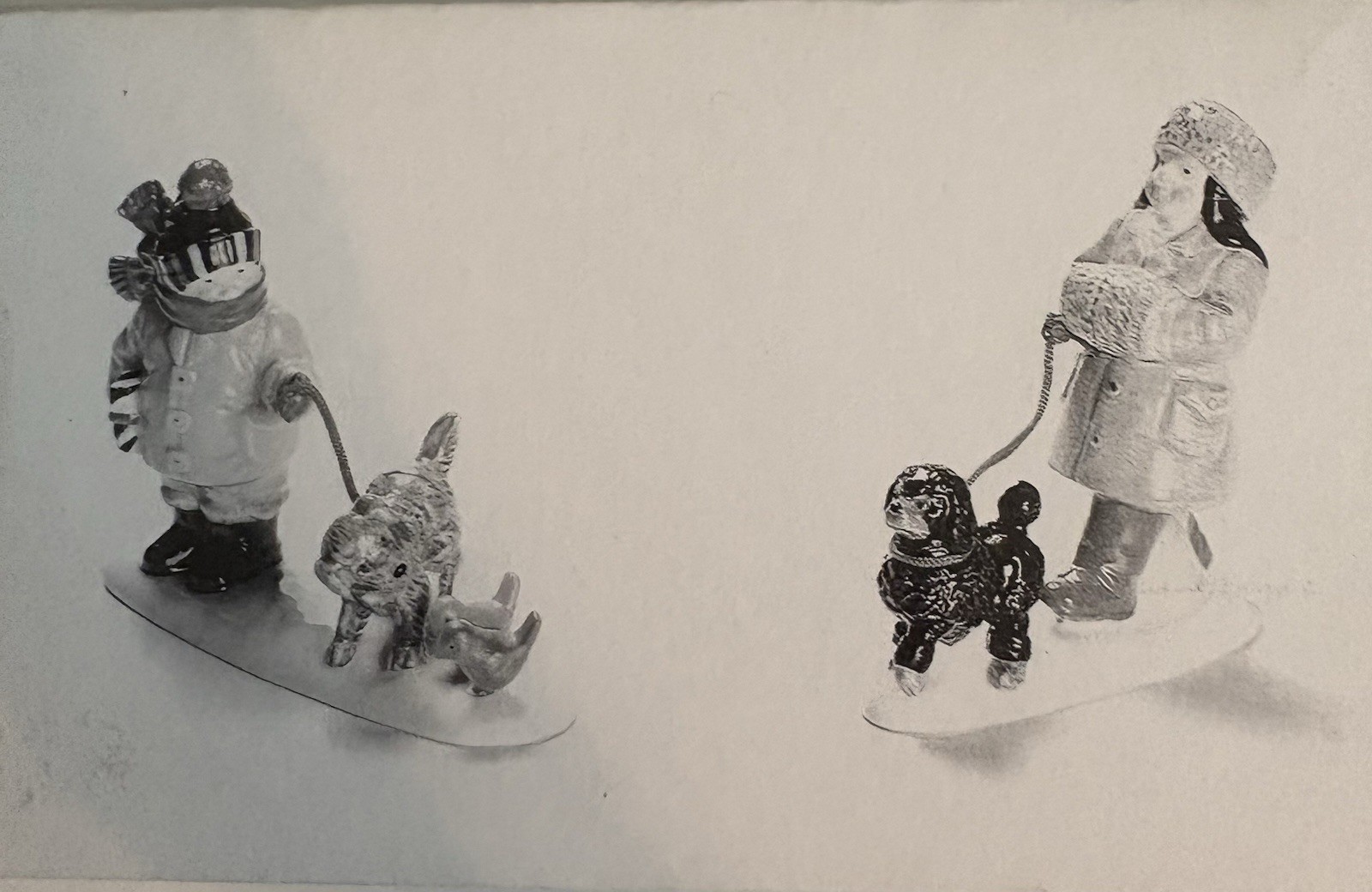 Dept 56 The Original Snow Village “PETS ON PARADE” #5472-0 Set of 2