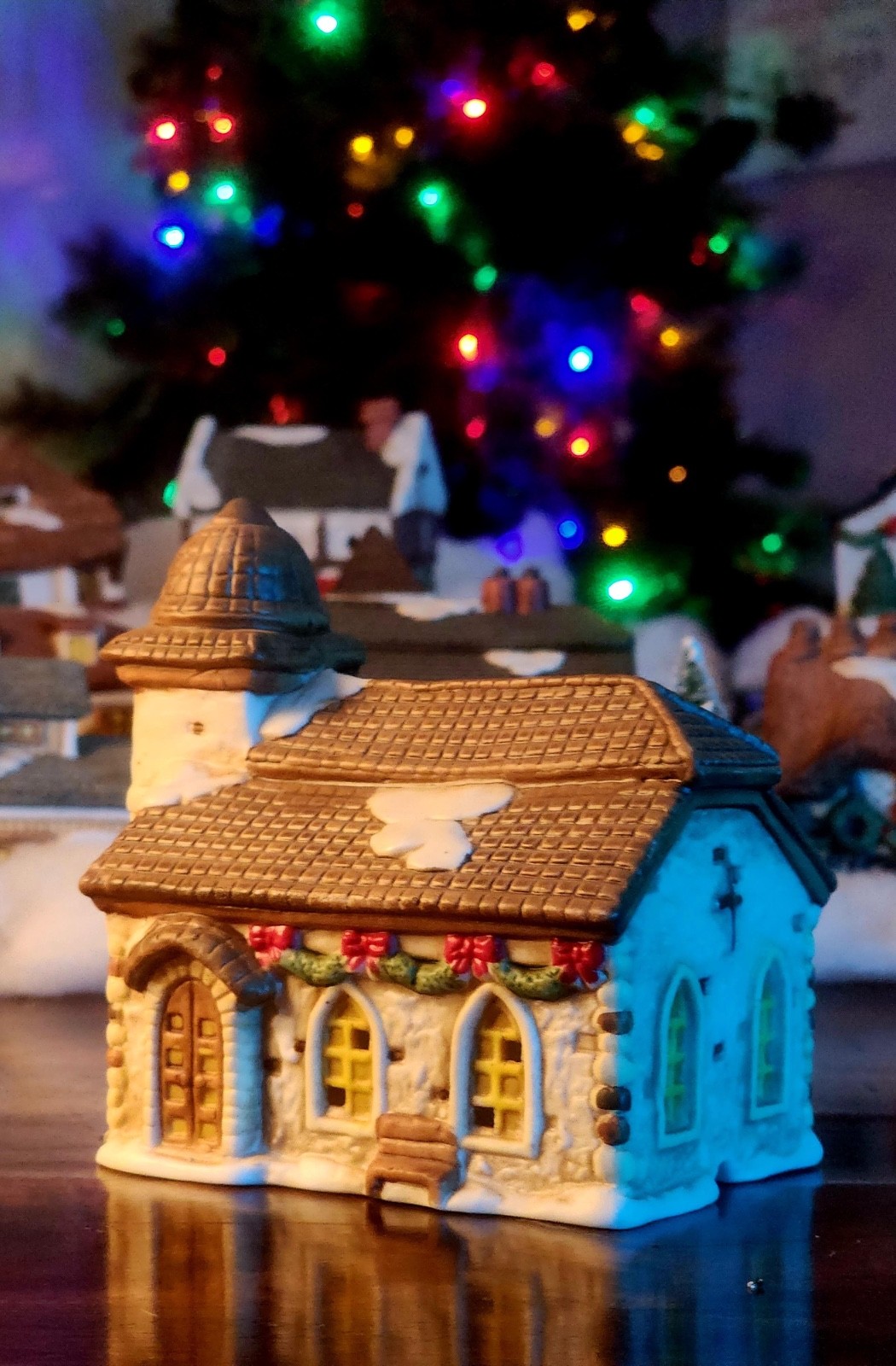 Mini Christmas Village Buildings Lot 10+ Ceramic Houses Church Bakery & Cafe