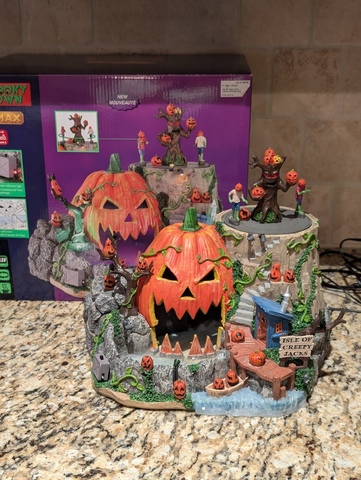 Lemax Spooky Town Isle Of Creepy Jacks 2021 READ DESCRIPTION