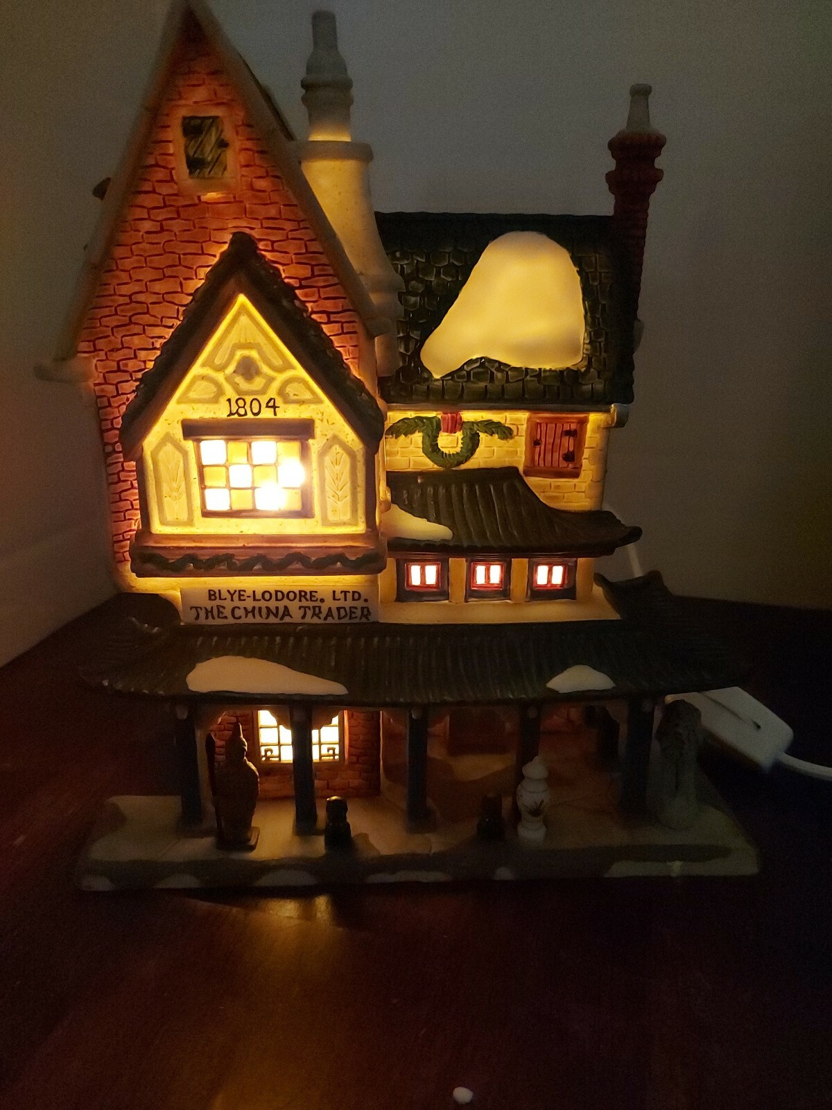 Department 56, The China Trader #58447 Lights Up, Free Shipping