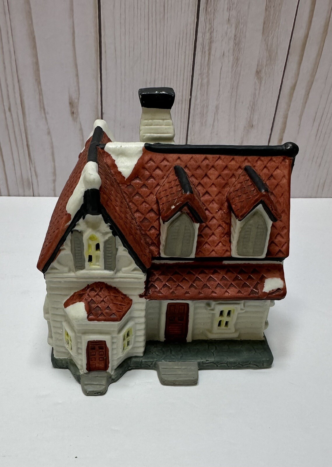 Vintage Christmas 1995 Santa’s Best Village Victorian Holiday Village House