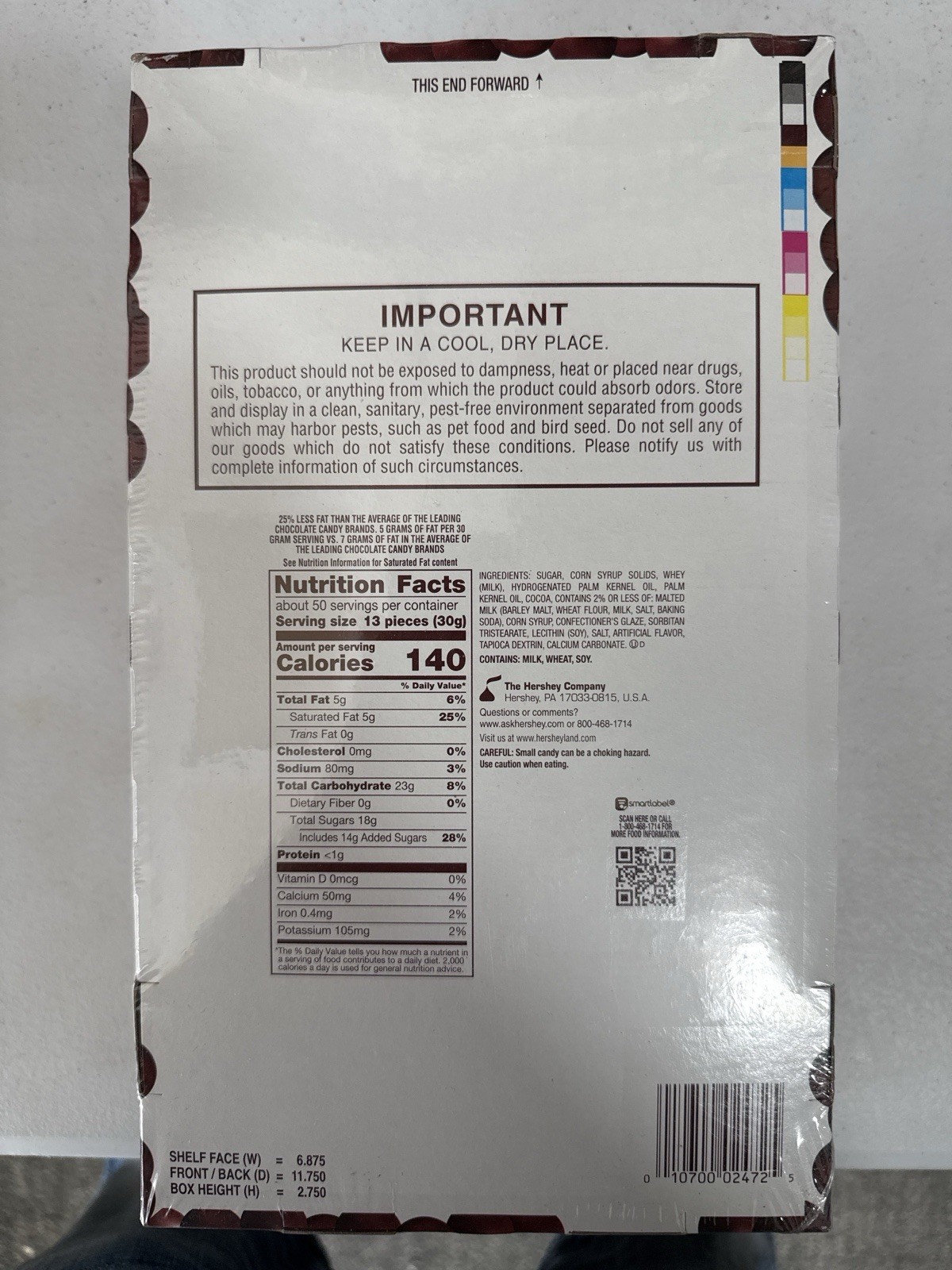 Whoppers Holiday Town Hall 15 Count Theater Box Pack Christmas Edition