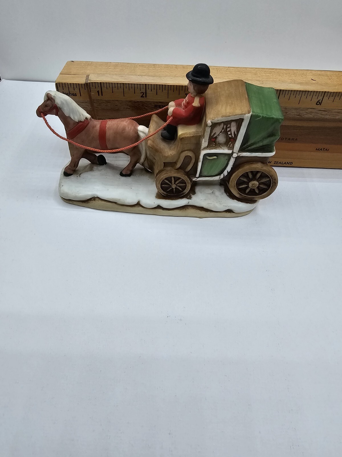 Lefton Village Cab Horse Drawn Carriage 06459 Colonial Village 1987 Coachman