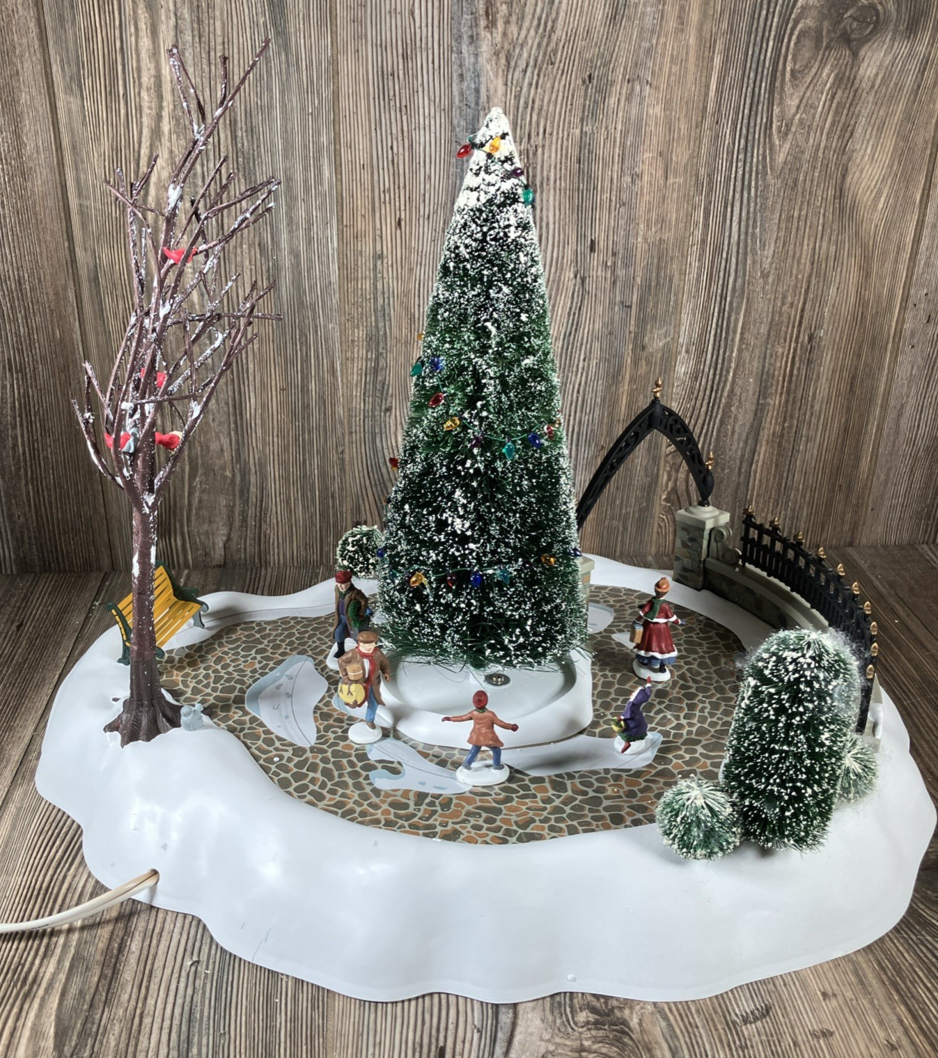 Dept 56 All Around the Park Animated Village Skating Rink Set w/Box Read VIDEO