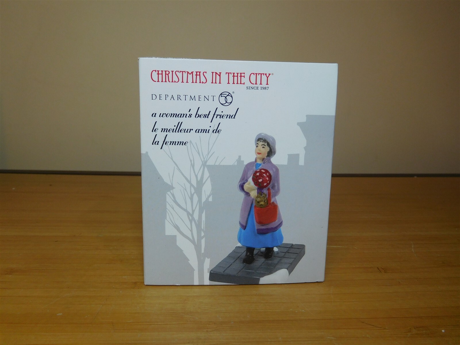 Dept 56 CIC Accessory – A Woman’s Best Friend – #6009749 – NIB Free Ship